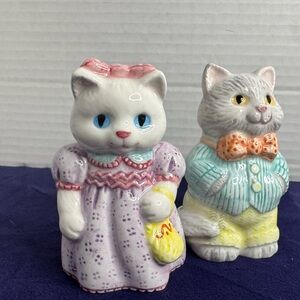 Adorable Vintage Mr & Mrs Kitty Cat Salt Pepper Shakers Avon 1992 Cottagecore
